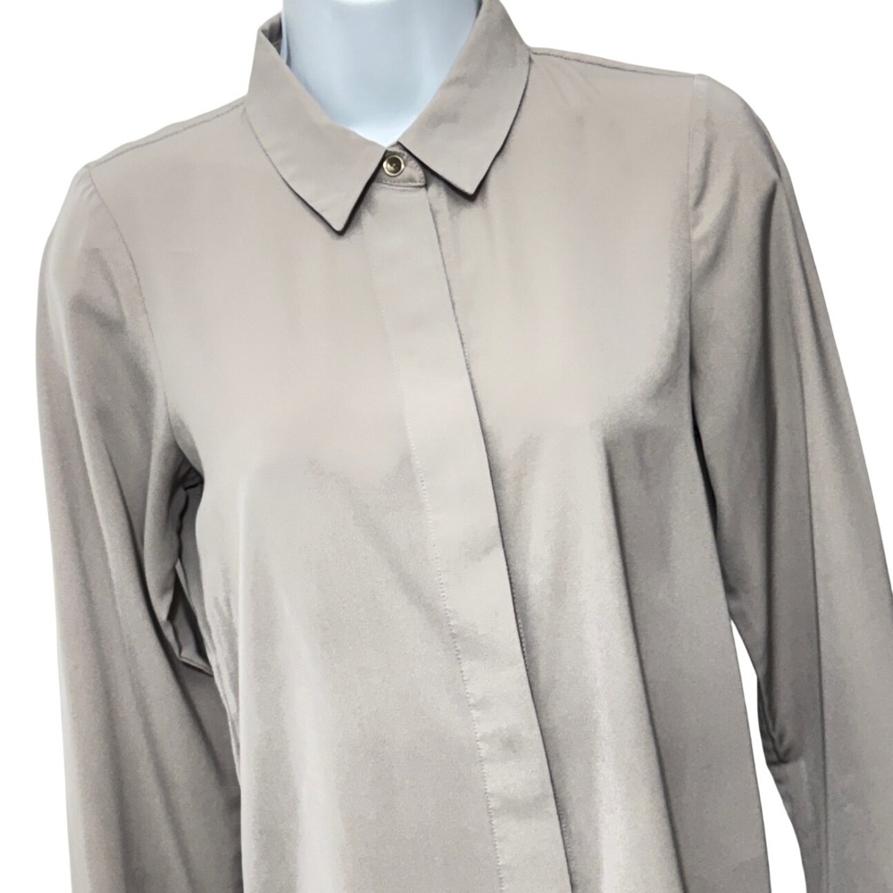 HM Womens Taupe Grey Hidden Button Down Long Sleeve Blouse Size 2 Office Core